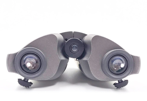 piccolo UCF binocolo di 8x22 con il laser